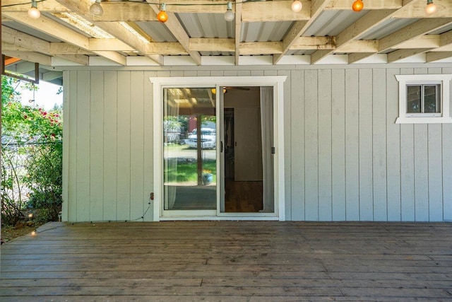 7090 Rio Rancho Rd, Anderson, CA 96007 - entrance to property featuring a deck