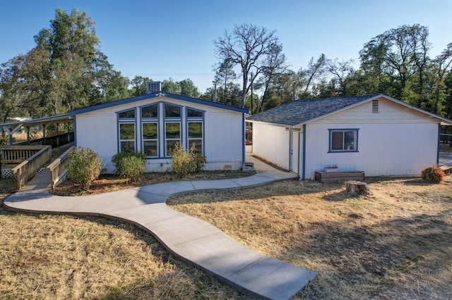 view of front of house