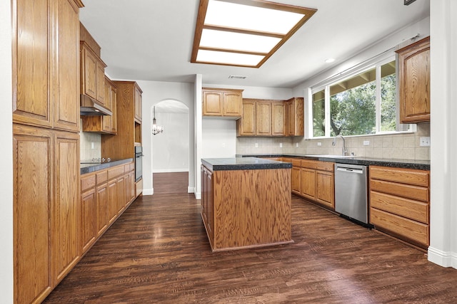 20340 Greenview Dr, Redding, CA 96002 - kitchen featuring dishwasher, black oven, a sink, dark wood-style floors, and recessed lighting