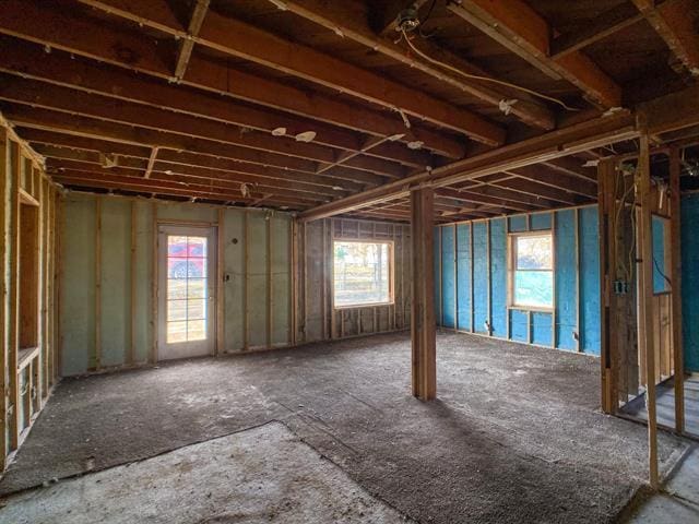 318 Herzog Blvd, Yreka, CA 96097 - view of miscellaneous room