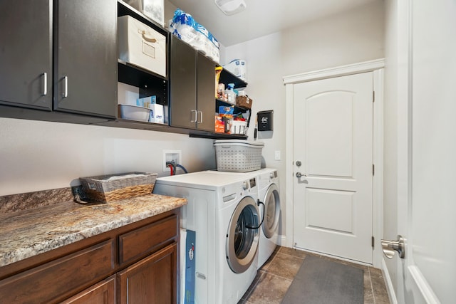 5538 Muir Peak Rd, Redding, CA 96002 - laundry area featuring separate washer and dryer and cabinet space