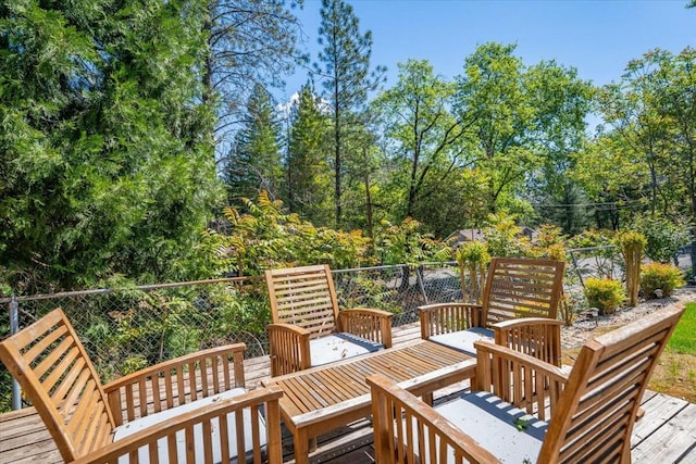 19817 Oak Knoll Dr, Lakehead, CA 96051 - view of deck