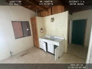 kitchen featuring vaulted ceiling