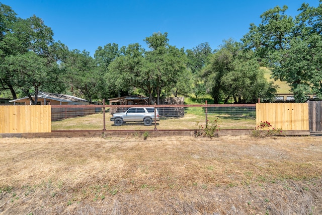 1390 Branstetter Ln, Redding, CA 96001 - view of yard featuring fence