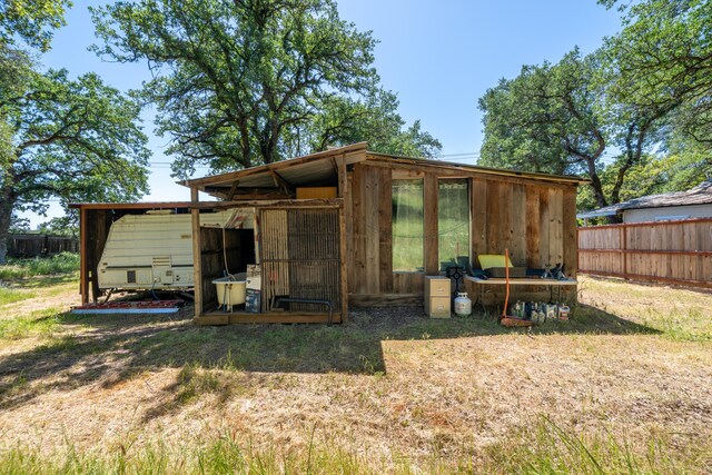1390 Branstetter Ln, Redding, CA 96001 - view of outdoor structure with fence