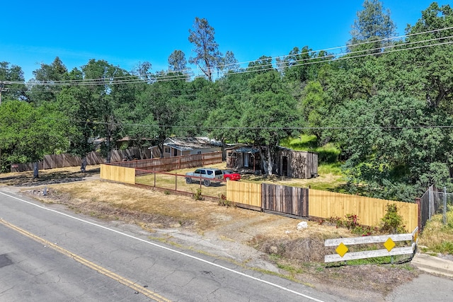 1390 Branstetter Ln, Redding, CA 96001 - view of road featuring a gate