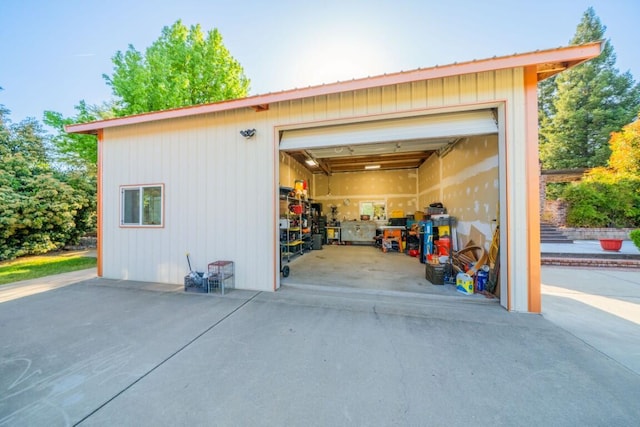 3301 Bridger Dr, Redding, CA 96002 - view of detached garage
