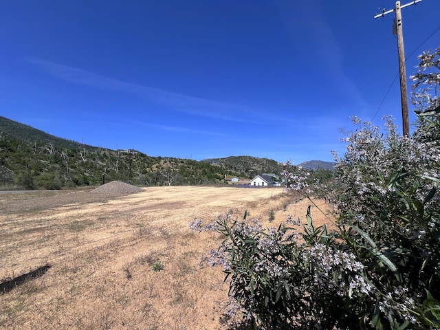 15685 Whispering Wds Trl, Redding, CA 96001