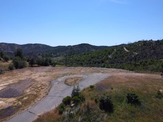 15685 Whispering Wds Trl, Redding, CA 96001
