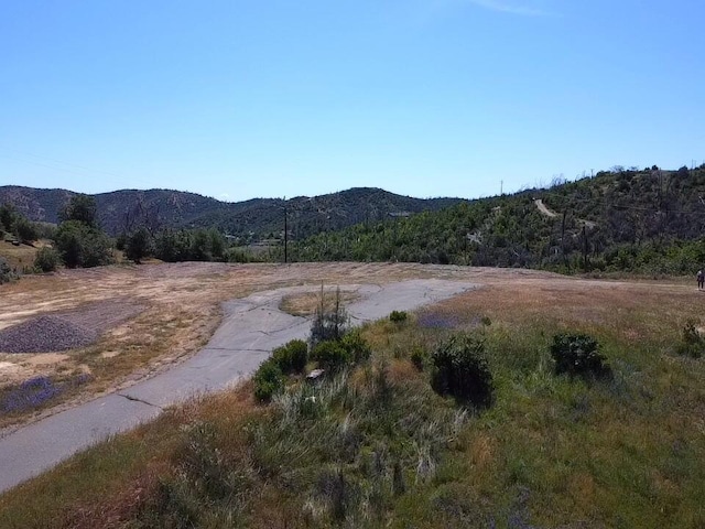 15685 Whispering Wds Trl, Redding, CA 96001