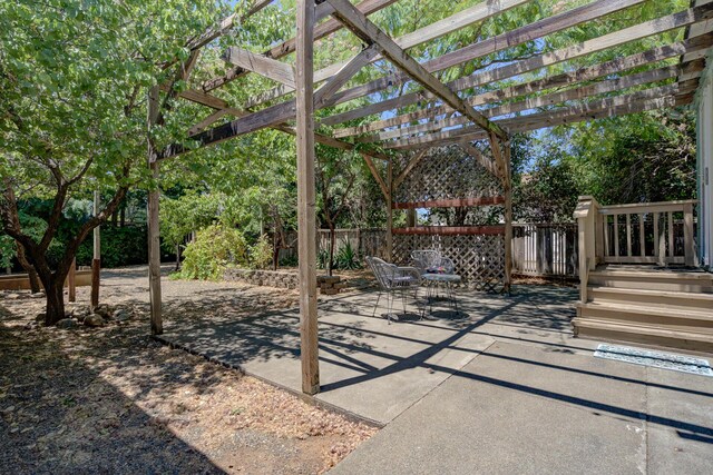 1020 E St, Redding, CA 96001 - photo 23