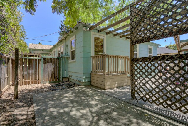1020 E St, Redding, CA 96001 - photo 25