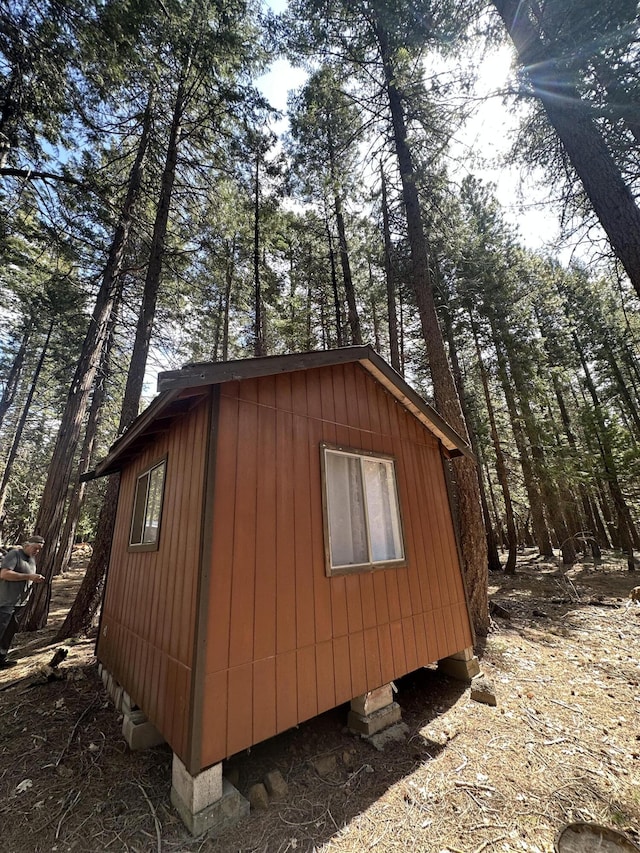 view of outbuilding with an outbuilding