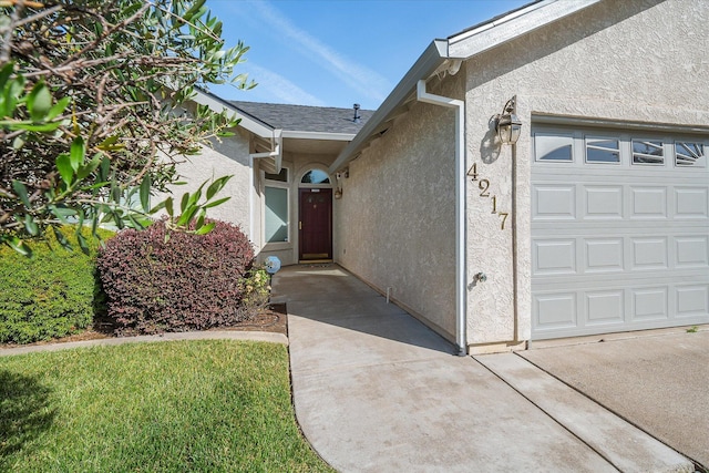 4217 Pendleton Ct, Shasta Lake, CA 96019 - entrance to property with stucco siding and a garage