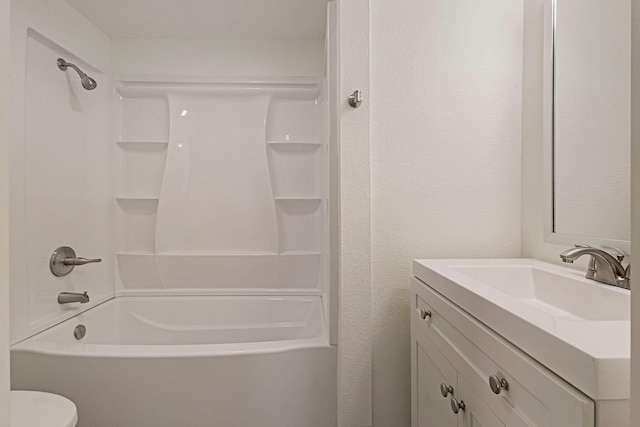 1048 Franklin St, Red Bluff, CA 96080 - full bathroom with toilet, shower / bath combination, vanity, and a textured wall