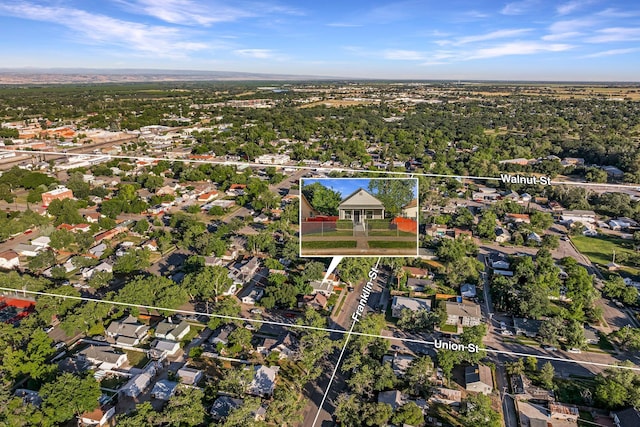 1048 Franklin St, Red Bluff, CA 96080 - bird's eye view featuring a residential view