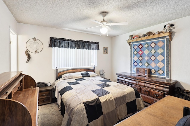 14851 Ravine Rd, Redding, CA 96003 - carpeted bedroom featuring a textured ceiling and ceiling fan