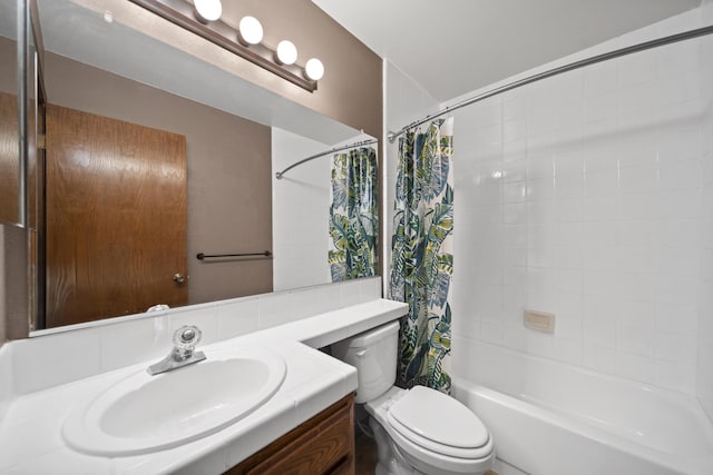 426 Ridgecrest Trl Unit 223, Redding, CA 96003 - bathroom with vanity and shower / tub combo