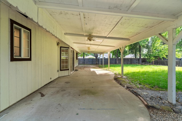 view of patio featuring a ceiling fan