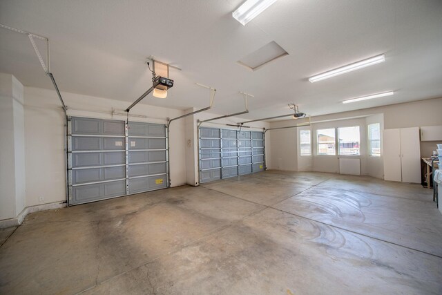 831 Santa Cruz Dr, Redding, CA 96003 - garage with a garage door opener