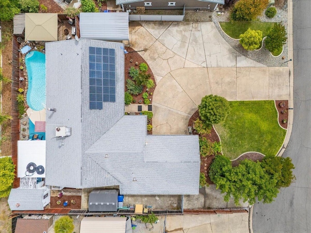 7597 Terra Linda Way, Redding, CA 96003 - bird's eye view of a pool
