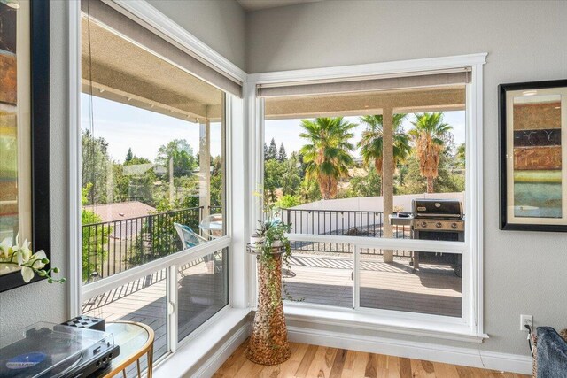 1235 Chandon Ct, Redding, CA 96003 - entryway featuring wood finished floors