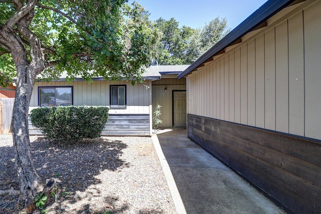 view of entrance to property