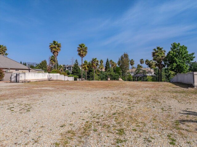 871 Santa Cruz Dr, Redding, CA 96003 - photo 12