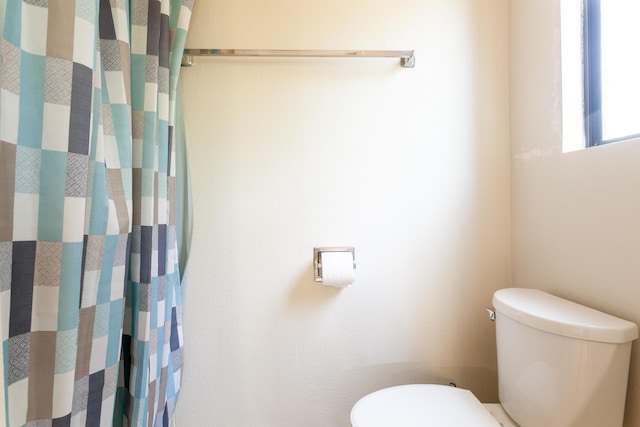 5165 Rancho Vista Way, Redding, CA 96002 - bathroom with toilet and curtained shower
