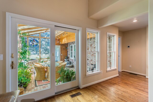 17917 Lakeshore Dr, Weed, CA 96094 - entryway featuring baseboards, light wood finished floors, and recessed lighting