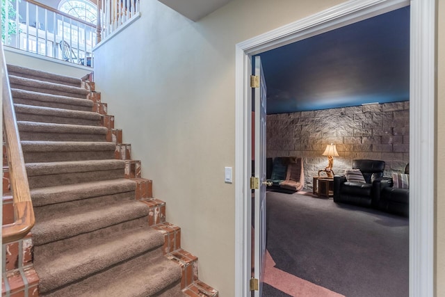 17917 Lakeshore Dr, Weed, CA 96094 - stairs with carpet