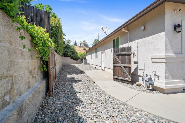 792 Bellagio, Redding, CA 96003 - fenced backyard with a gate