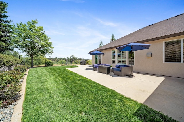 792 Bellagio, Redding, CA 96003 - view of yard with an outdoor living space and a patio area