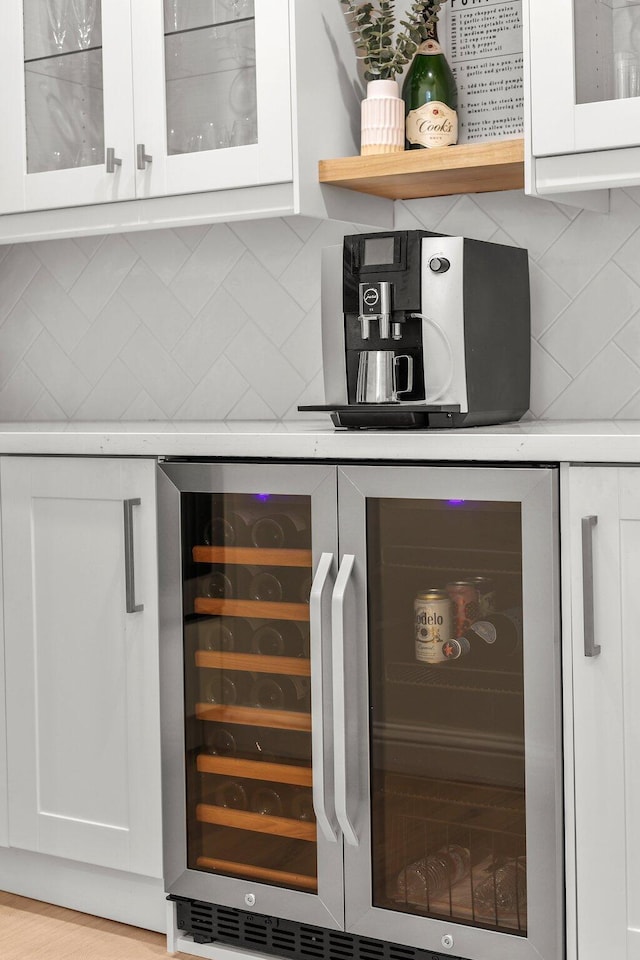 2154 Harvard Way, Redding, CA 96003 - bar with wine cooler and tasteful backsplash