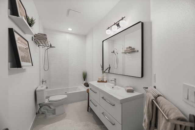 2154 Harvard Way, Redding, CA 96003 - full bath featuring vanity, toilet, shower / bathtub combination, and recessed lighting