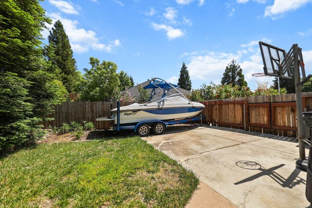 2154 Harvard Way, Redding, CA 96003 - view of yard