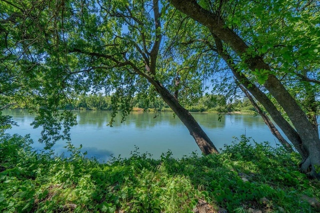 110 Agua Verdi Dr, Red Bluff, CA 96080 - water view