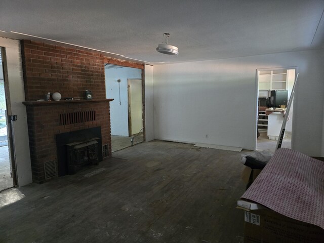 4680 Cedars Rd, Redding, CA 96001 - living room with wood finished floors