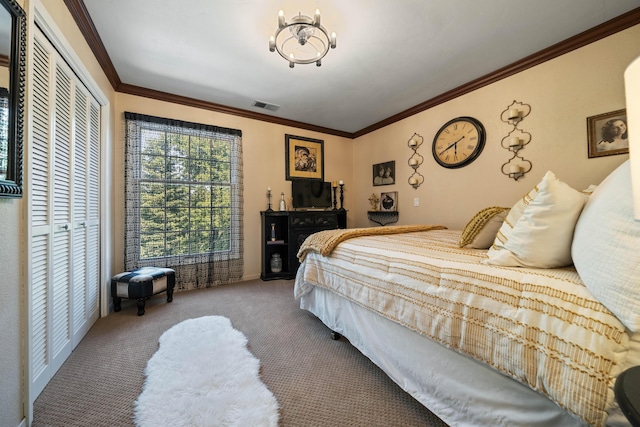 2990 Forest Hills Dr, Redding, CA 96002 - carpeted bedroom with a closet and ornamental molding