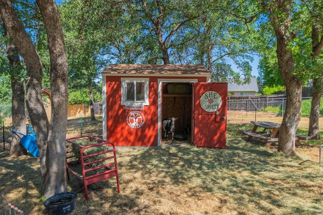 2990 Forest Hills Dr, Redding, CA 96002 - view of shed