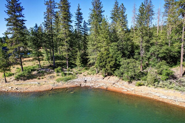 Lakeview Dr, Lakehead, CA 96051