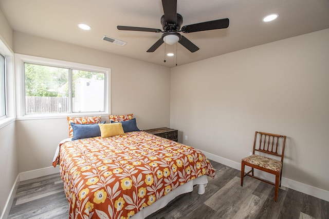 75 Sherman Dr, Red Bluff, CA 96080 - bedroom featuring recessed lighting, baseboards, wood finished floors, and a ceiling fan
