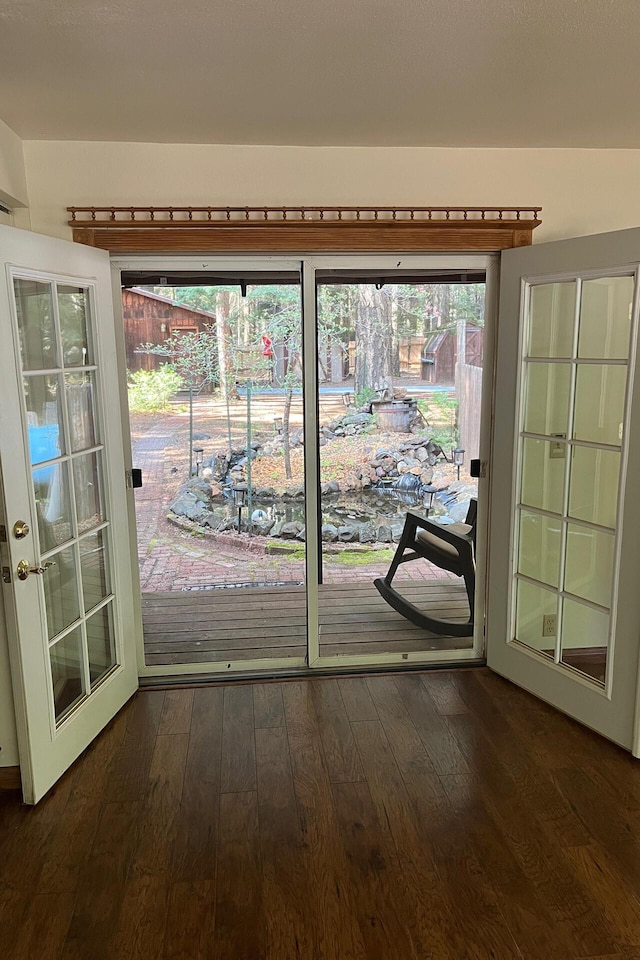 35267 Nehemiah Dr, Shingletown, CA 96088 - entryway with dark wood-style flooring