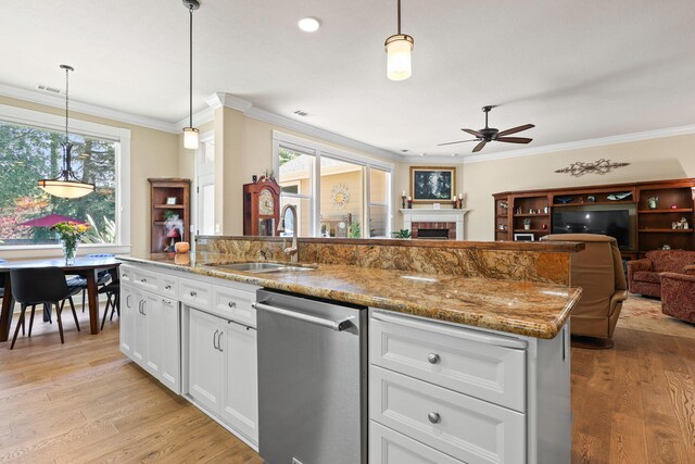 3074 Clear Water Ct, Redding, CA 96002