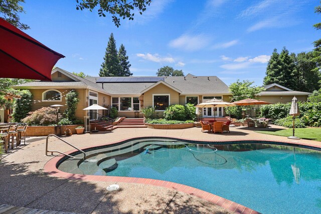 3074 Clear Water Ct, Redding, CA 96002