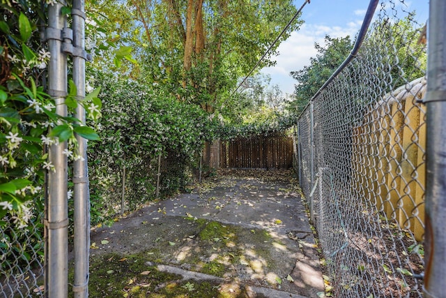 19186 Knighton Rd, Redding, CA 96001