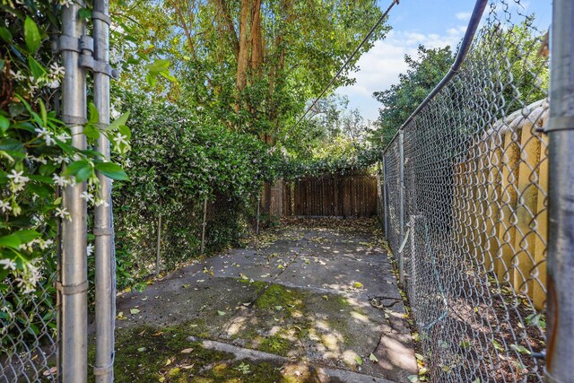 19186 Knighton Rd, Redding, CA 96001 - view of patio with a fenced backyard