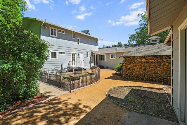 19186 Knighton Rd, Redding, CA 96001 - view of back of house