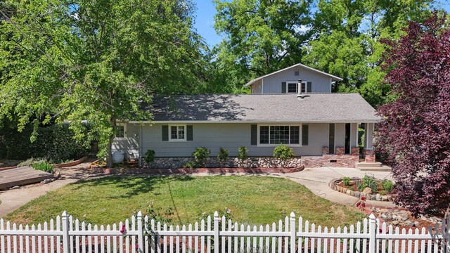 19186 Knighton Rd, Redding, CA 96001 - view of front facade featuring a shingled roof