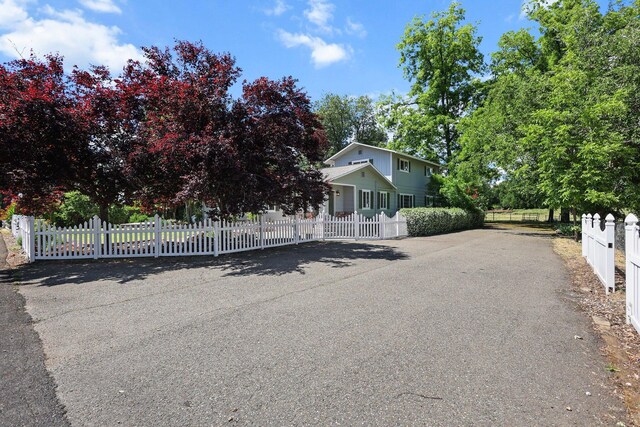 19186 Knighton Rd, Redding, CA 96001